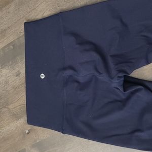 Navy blue Lululemon high waisted capris size 6